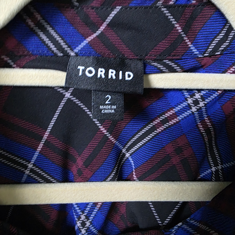 Torrid Georgette Multicolor Plaid Button-Up Shirt - Picture 5 of 9